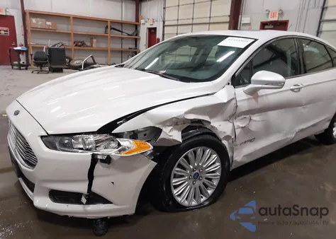 2013 Ford Fusion Hybrid Se из США, поврежденный, VIN 3FA6P0LUXDR169782